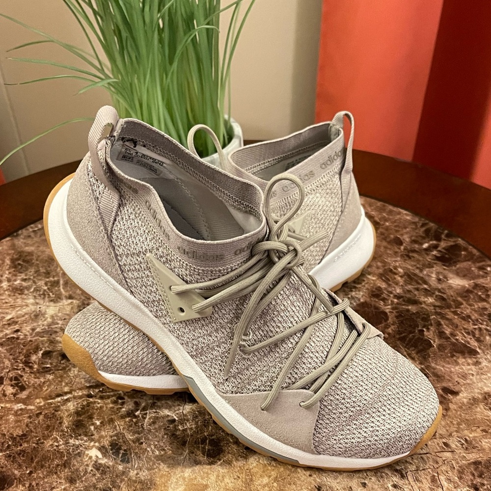 Adidas Women's QUESA Running Shoes CLEAR BROWN - Size 5.5 EXCELLENT